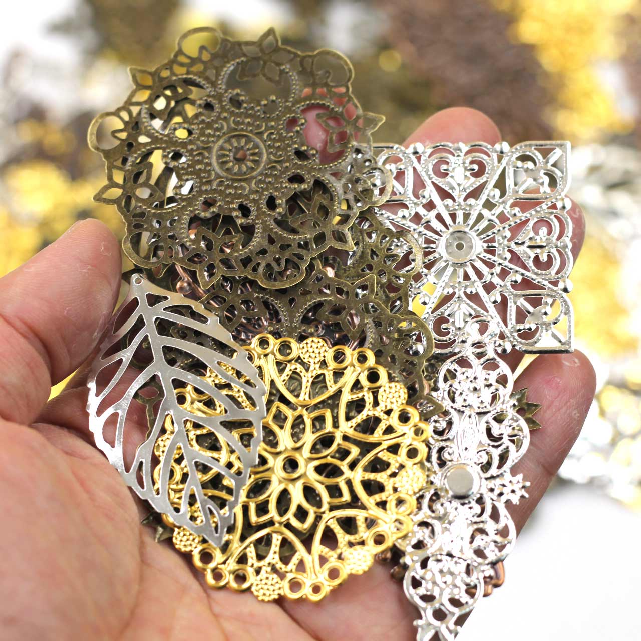 Украшения, соединители, случай – обзор и цена Craft Embellishments